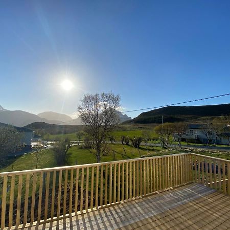 Villa Med Jacuzzi Og Nydelig Utsikt Gravdal  Exteriör bild
