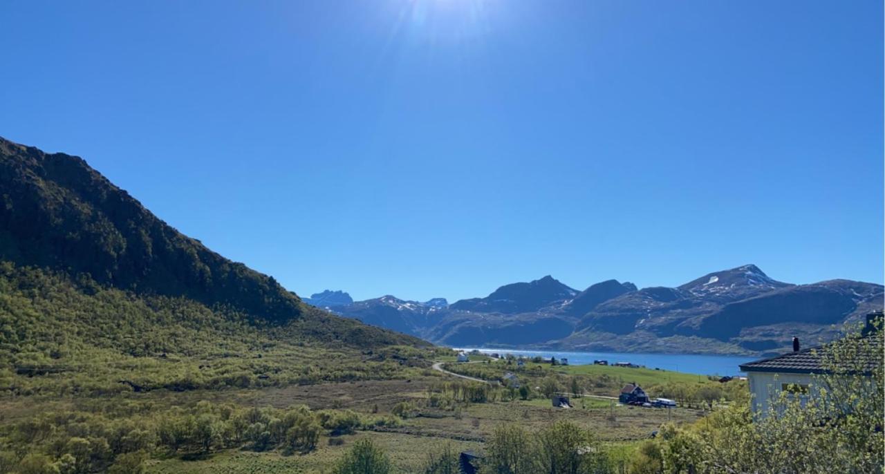 Villa Med Jacuzzi Og Nydelig Utsikt Gravdal  Exteriör bild