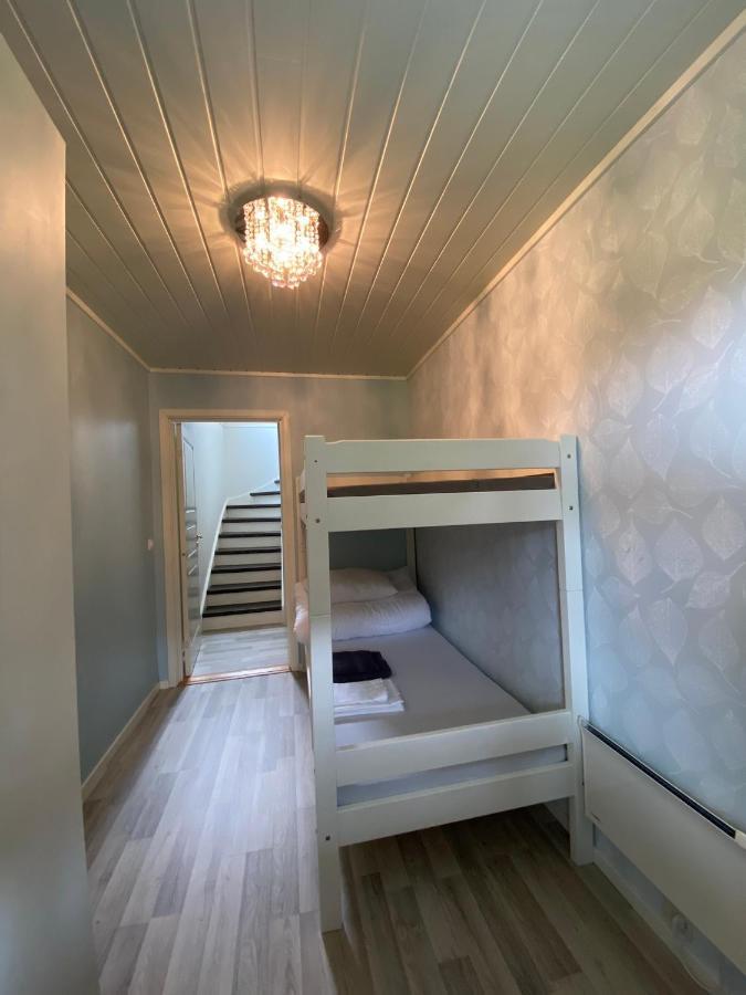 Villa Med Jacuzzi Og Nydelig Utsikt Gravdal  Exteriör bild
